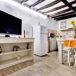 The Small Harbor House Appartamento