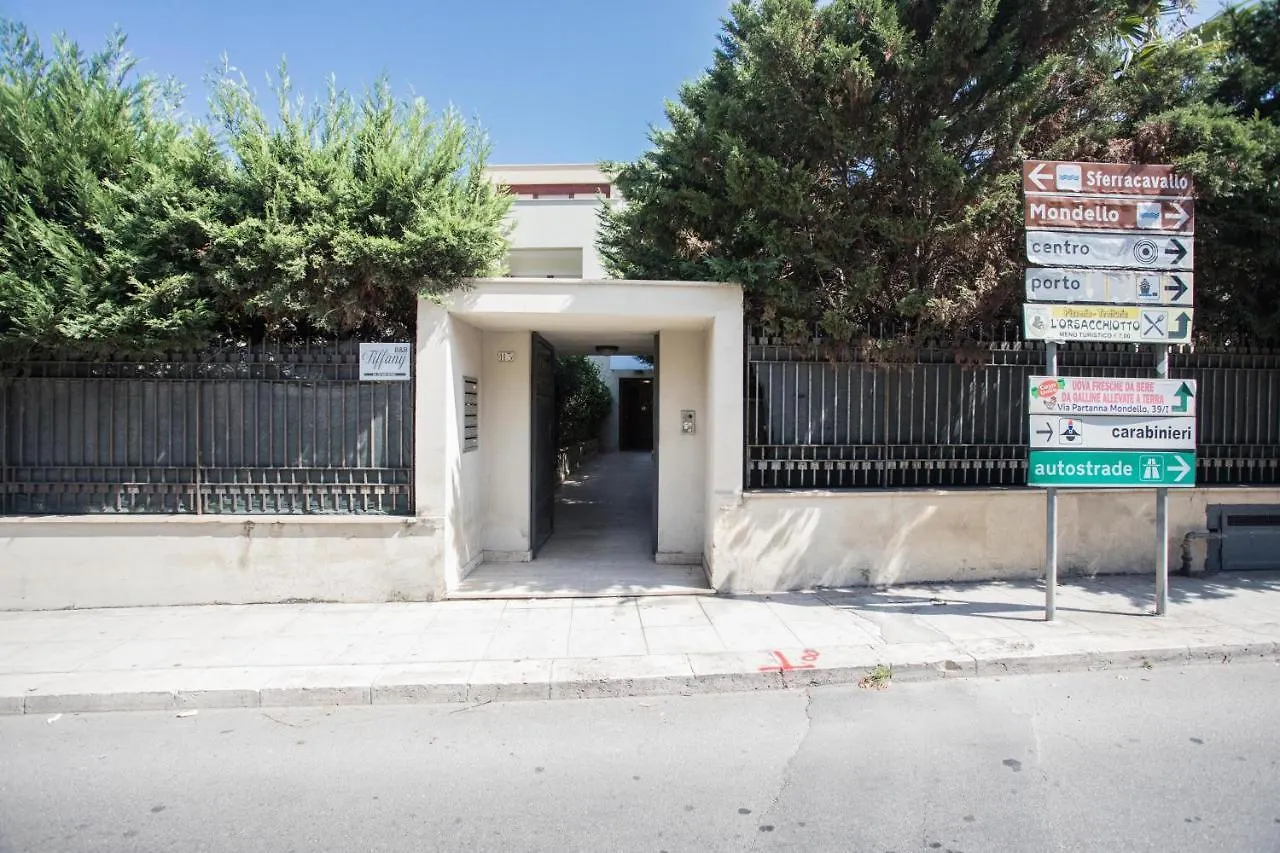 B&B Tiffany Sferracavallo Palermo Bed & Breakfast